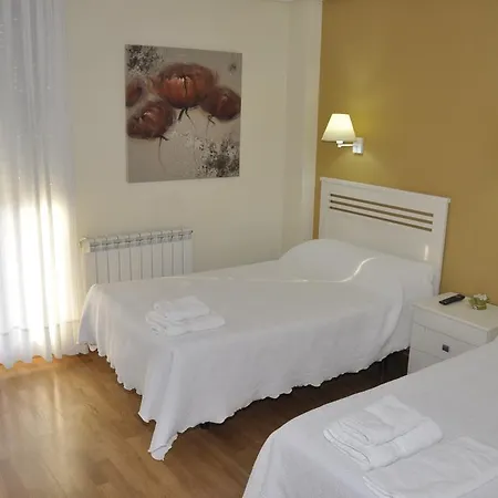 Amanecer En Campos Penzion Población de Campos