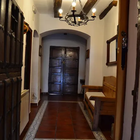 Guest house Amanecer En Campos 3*